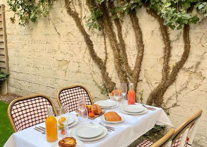 Luxury Garden - Private Oasis Near Champs-elysees Париж