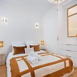 Διαμέρισμα Luxury Garden - Private Oasis Near Champs-elysees