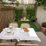 Luxury Garden - Private Oasis Near Champs-elysees Παρίσι