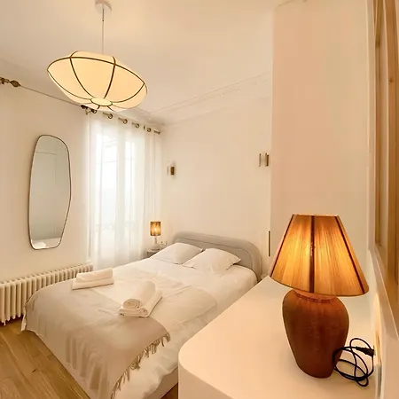 Luxury Garden - Private Oasis Near Champs-elysees *