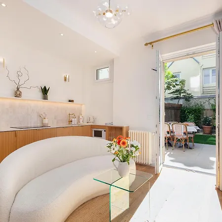 Luxury Garden - Private Oasis Near Champs-elysees Διαμέρισμα *