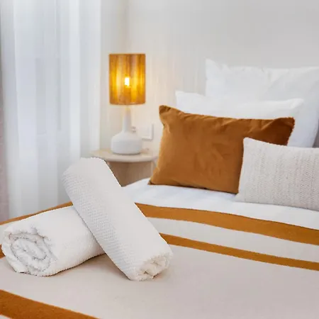 Apartament Luxury Garden - Private Oasis Near Champs-elysees *