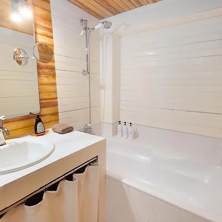 Apartament Luxury Garden - Private Oasis Near Champs-elysees